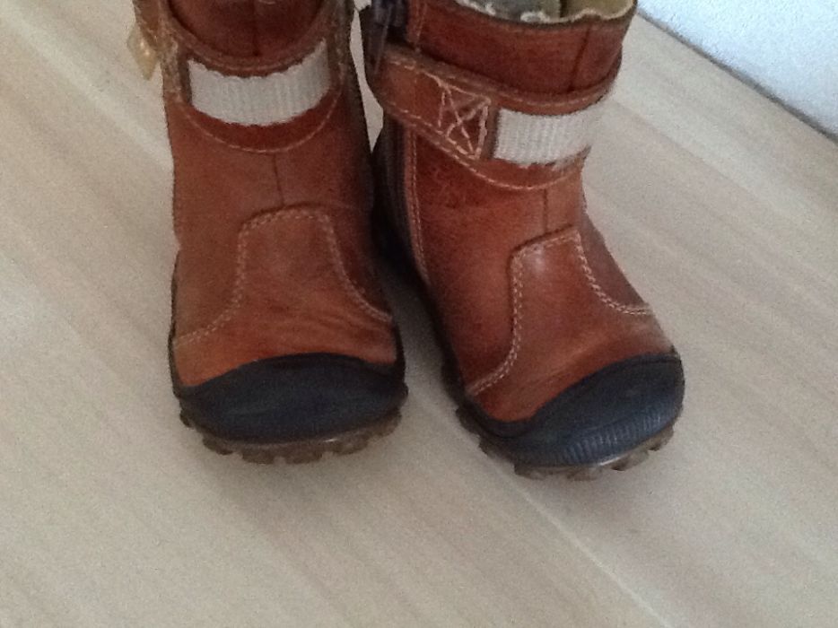 Ботушки 20н.Ест.кожа днес 10 лв