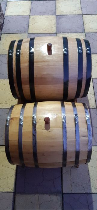 Galeata butoi covata farfurii din lemn