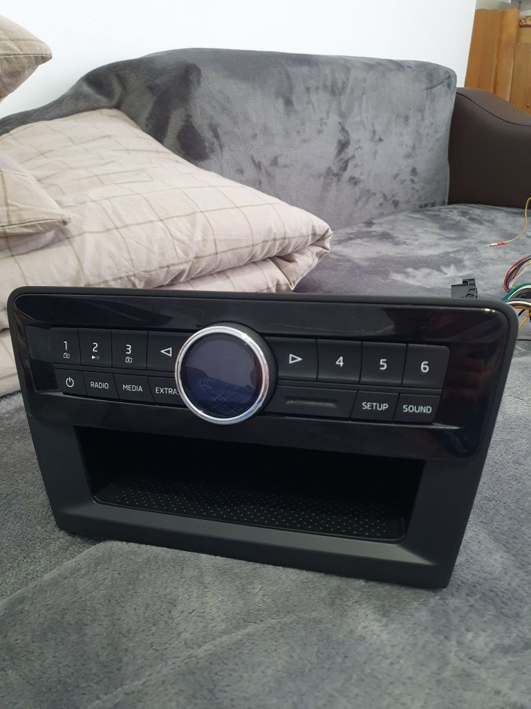 Radio multimedia player OEM Skoda Rapid, nou, euro 6.