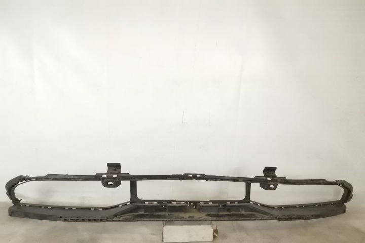 Intaritura Bara Fata Originala In Stare Buna Porsche  Taycan  1 [2019