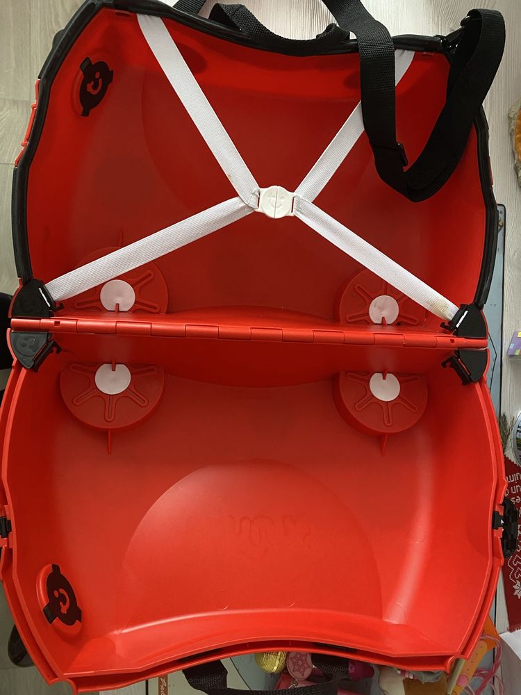 Trunki rosu-190 ron