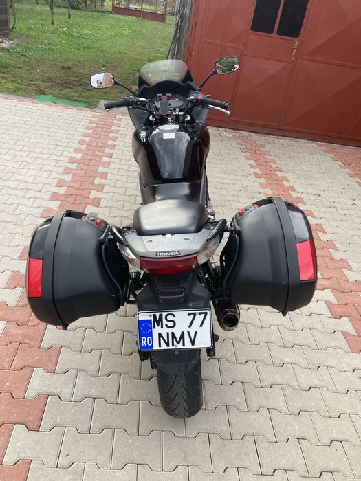 Vand motocicleta Honda CBF600 in perfecta stare de functionare.