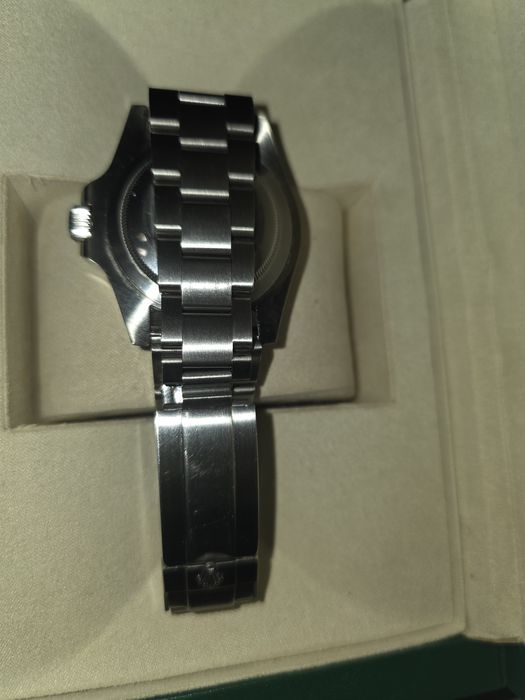 Часовник Rolex Submarimer
