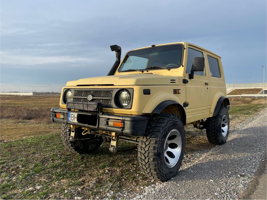 Suzuki Samurai stare perfecta
