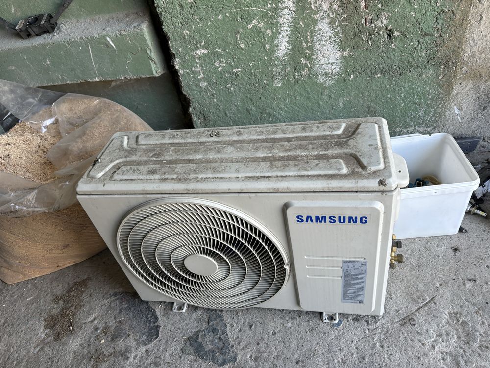 Климатик samsung