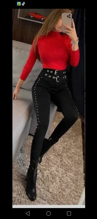 Blugi talie înaltă