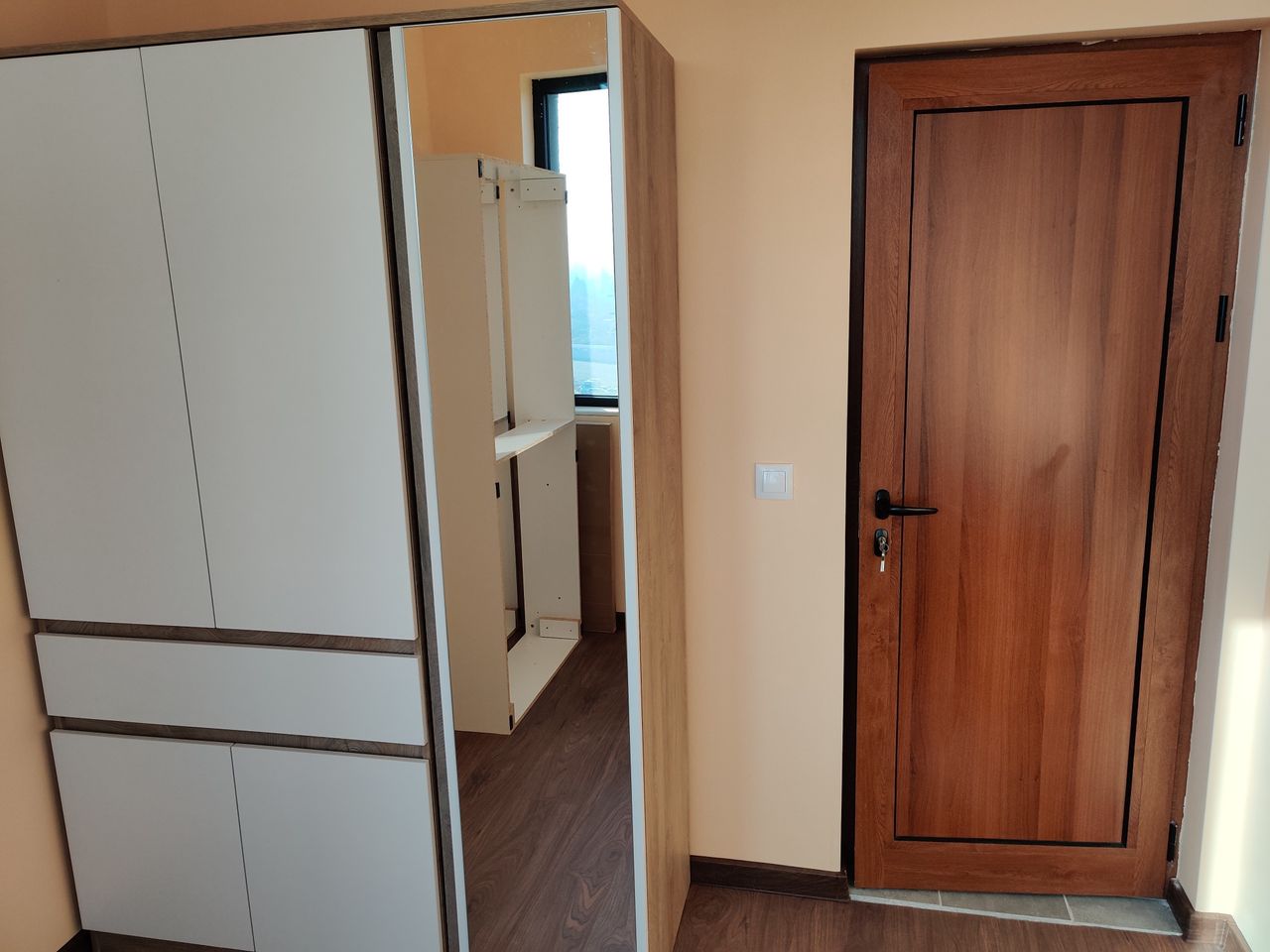 Продава се Двустаен апартамент в София, Студентски град - 42 кв.м за 3572 €/кв.м - Снимка #3
