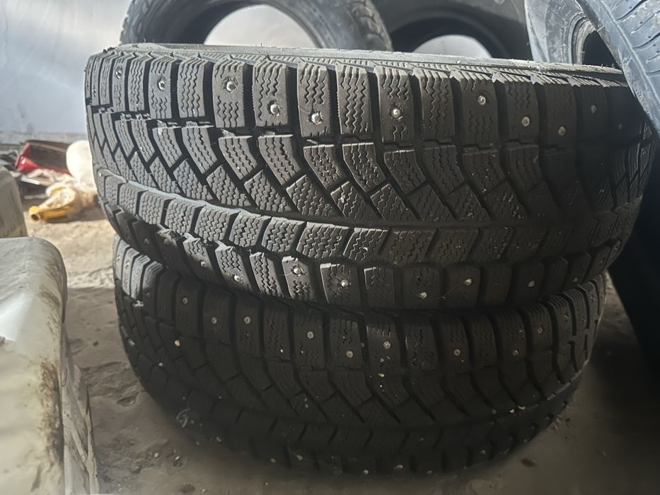 покрышки 195/65/15 очень хорошие без грыж