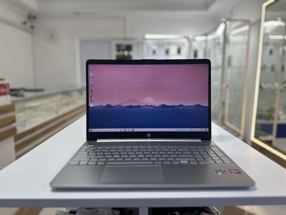 Ноутбук HP LapTop