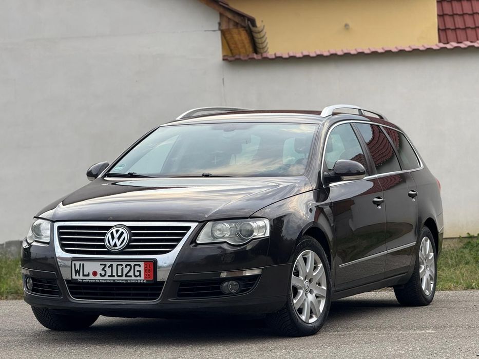 Vând passat B6 adus recent