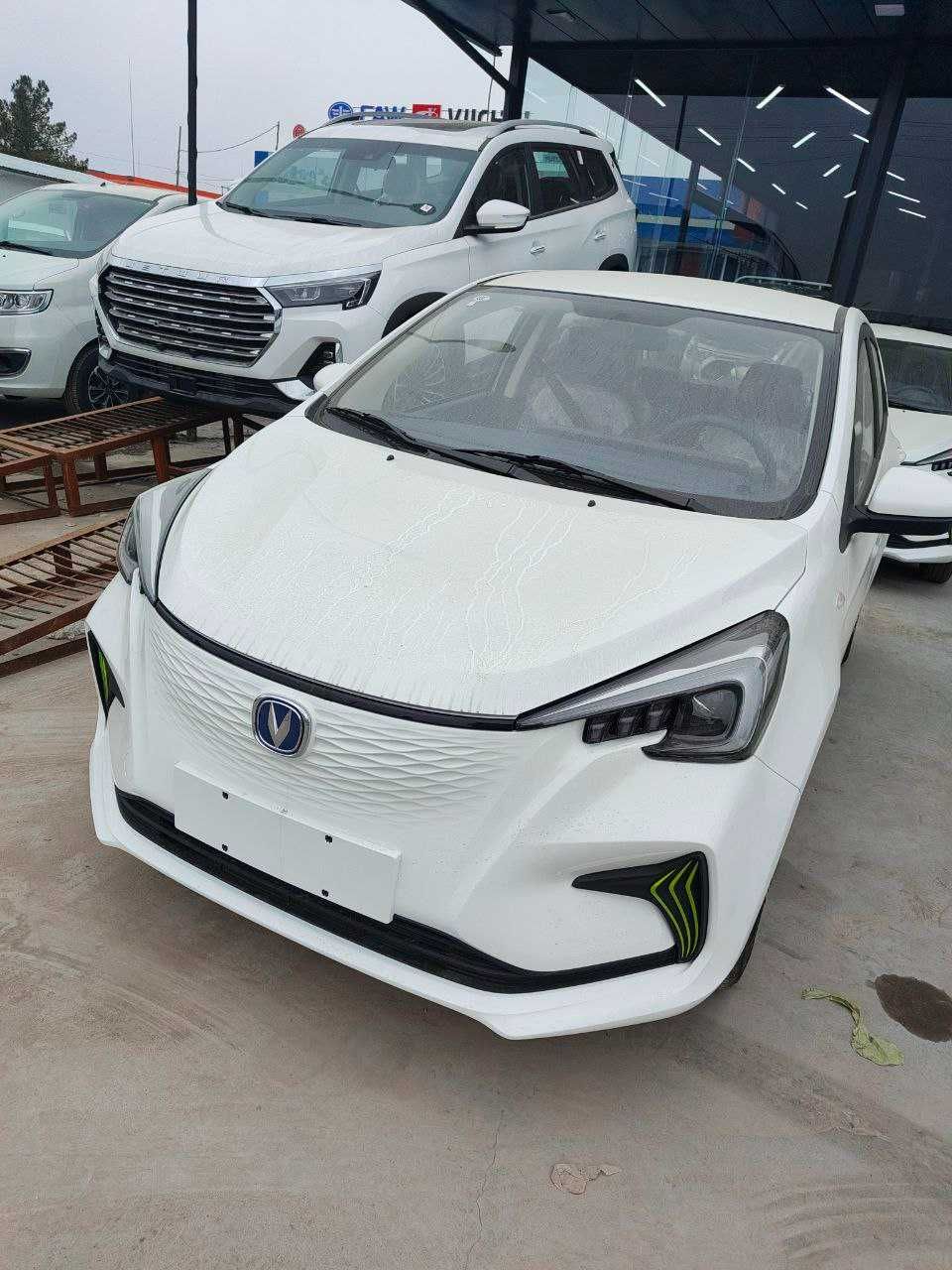 Changan Ben Ben  Хамёнбоб нархда электромобили 1зарятда 310 км юради