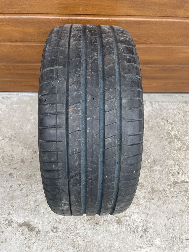 Гума Pirelli Pzero 255/35/19 1бр dot24г