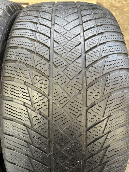 Anvelope Iarna 275/45 R20 110v BRIDGESTONE Blizzak LM001 RSC runflat