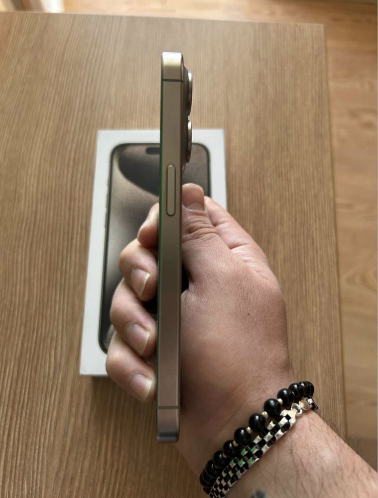 Iphone 15 pro 128 GB