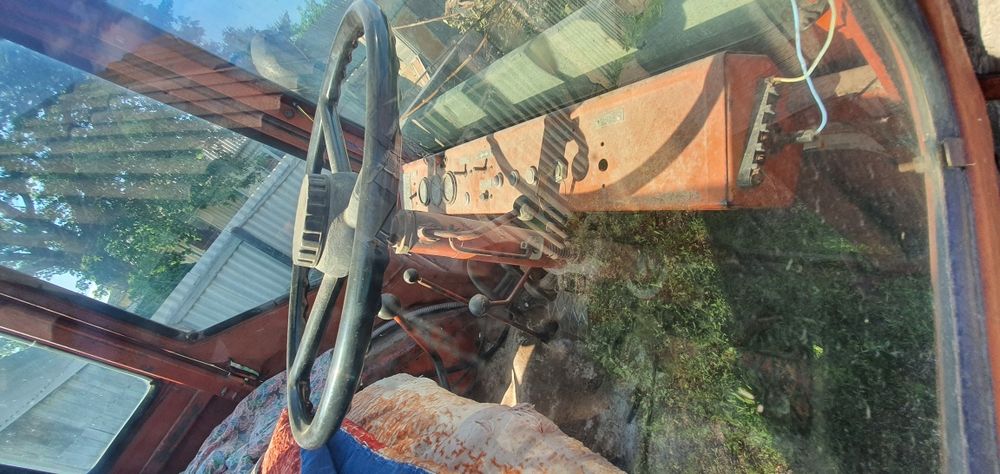 Продаётся Трактор  Т-16.