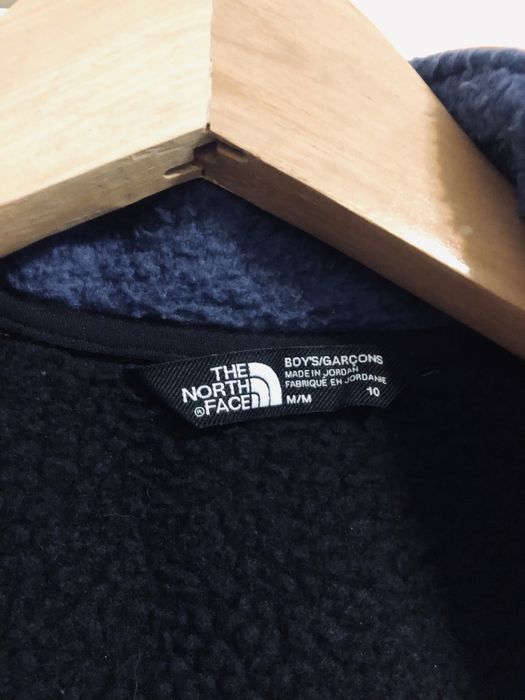 geaca The North Face, 10 ani