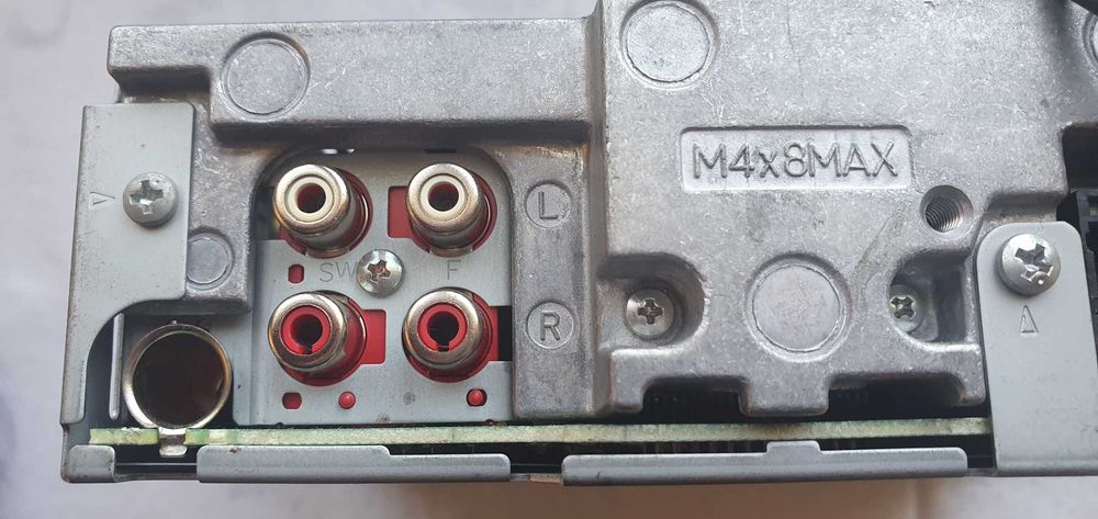 Автомобилен  CD/RADIO 
Pioneer DEH-P55BT