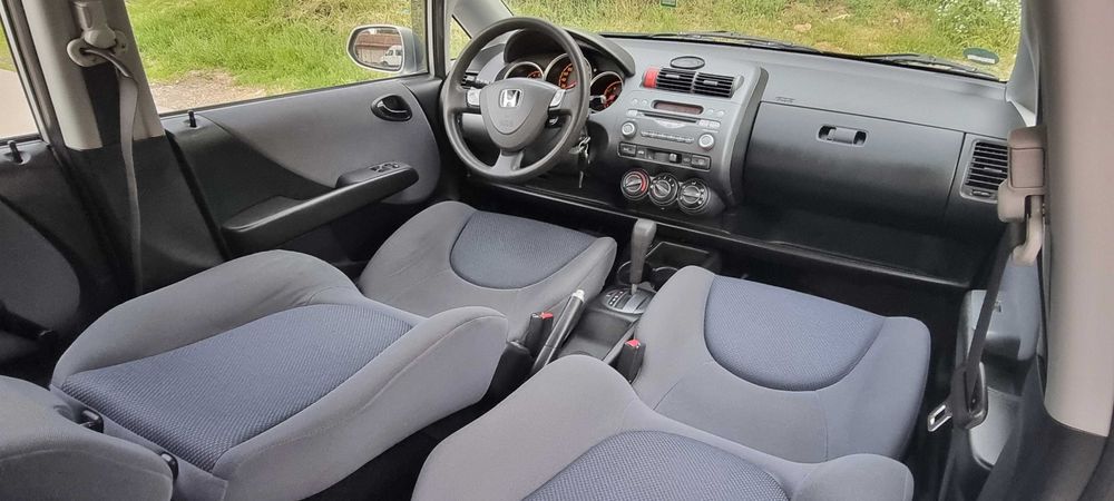 Inchirieri auto glovo , tazz , livrari sau regim personal , Iasi