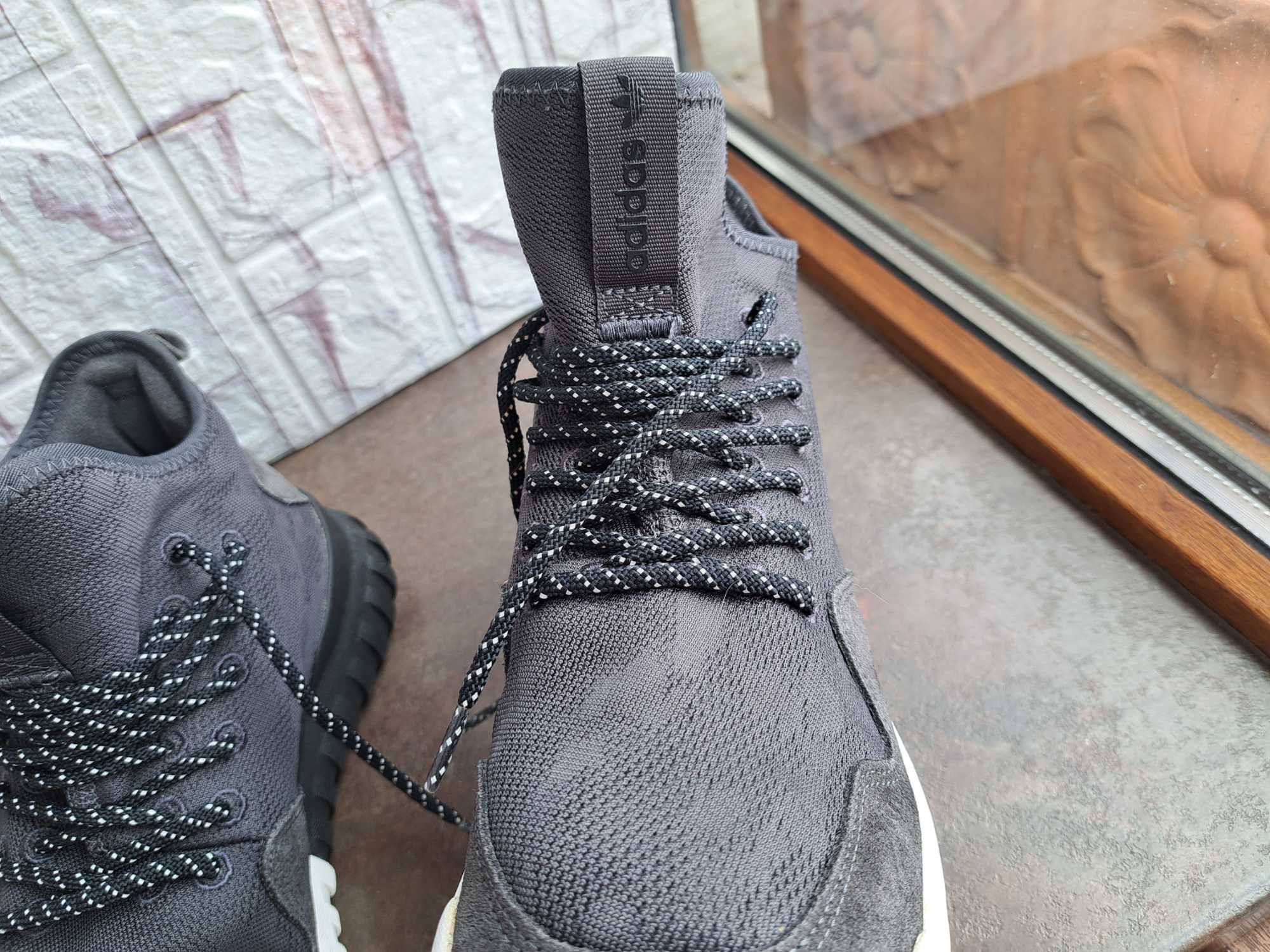 мъжки маратонки,кецове,спортни обувки,Adidas,ном.40,5,адидас