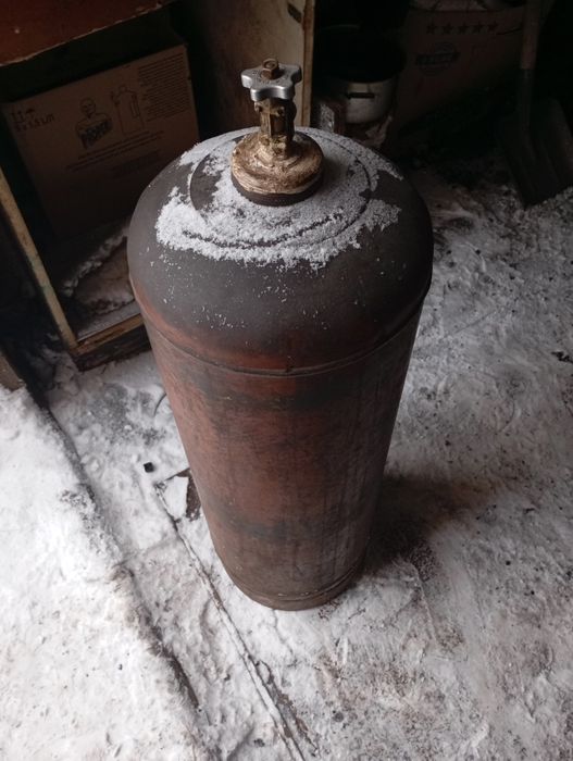 Бытовые газовые баллоны. 36л(20кг), 18л(10кг)