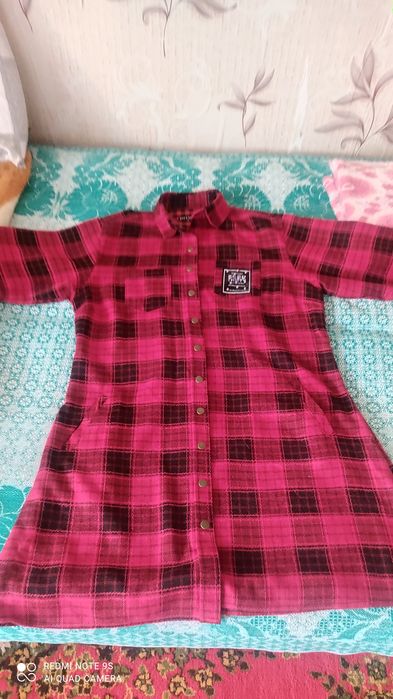 Брюки и рубашка-туника с карманами