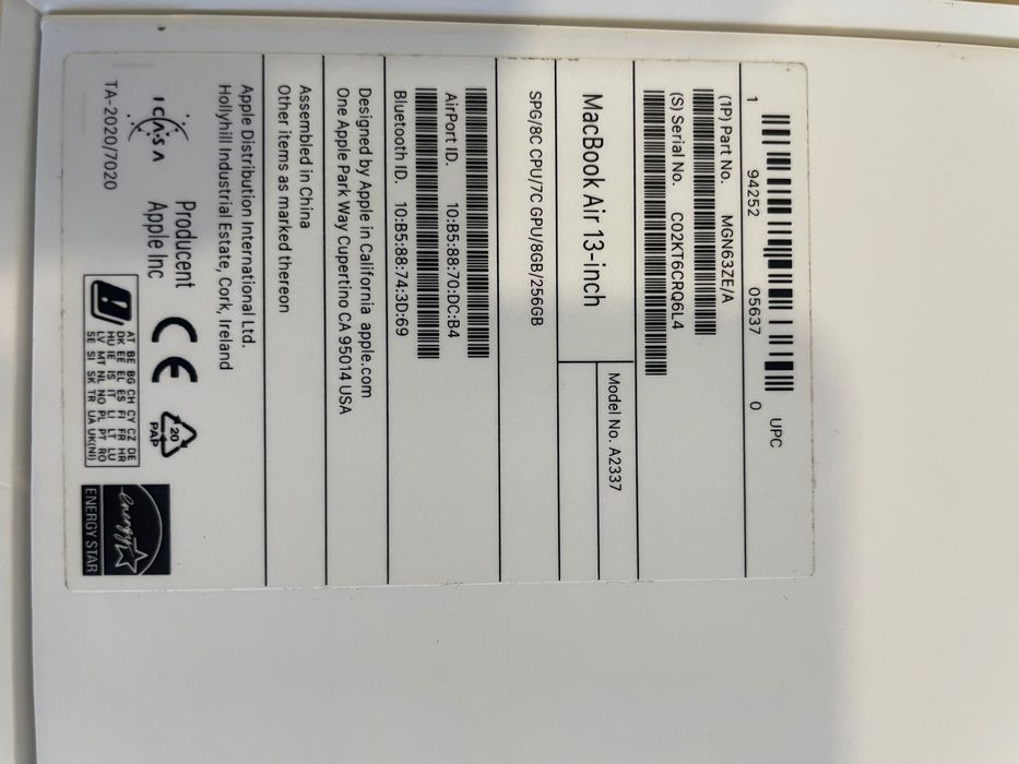 MacBook Air 13 inch 256GB