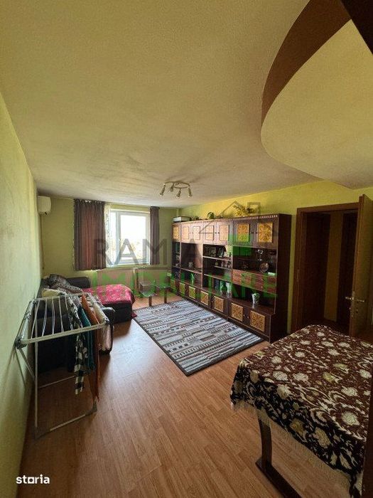 Apartament 3 Camere de Vanzare –  Calea Bucuresti.
