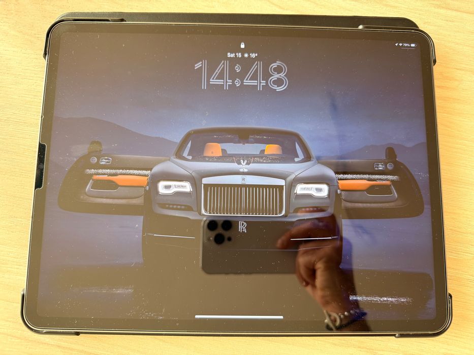 iPad Pro 12.9 inch 128GB cellular