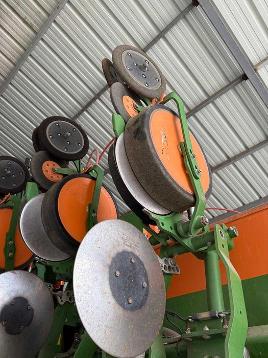 Semanatoare prasitoare de precizie  AMAZONE EDX 9000-TC