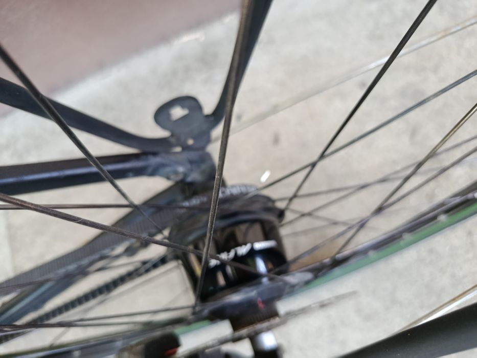 Bicicleta Cube 8 pe Curea.
