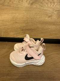Обувки Nike - бебе