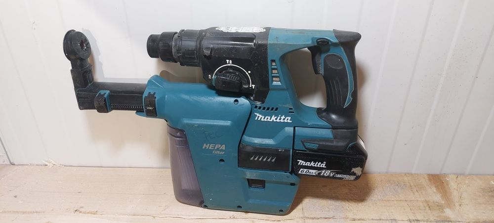 Rotopercutor Makita DHR242