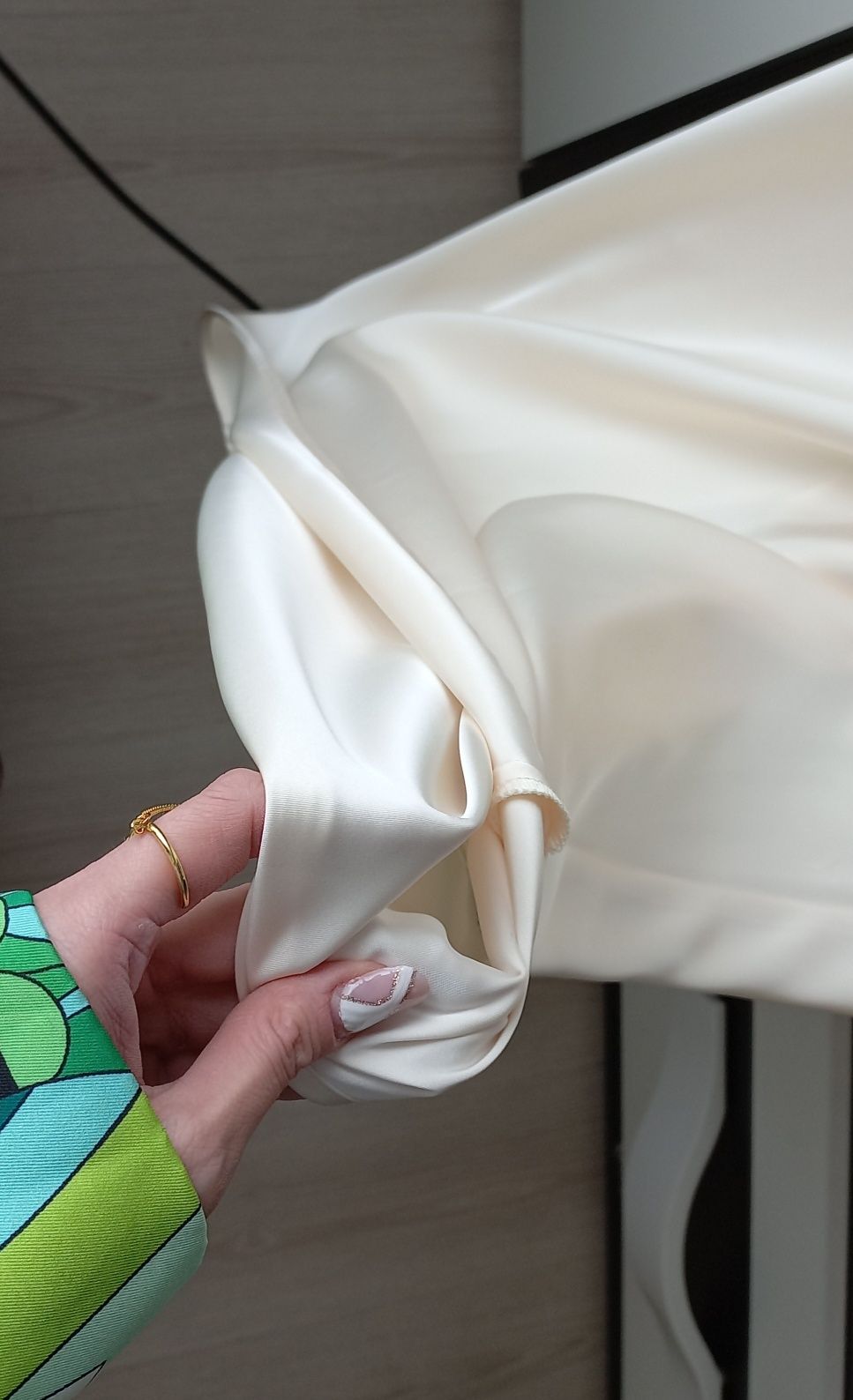 Fusta midi satinata Zara noua cu eticheta
