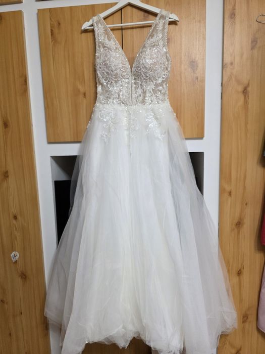 Rochie de mireasa+voal Mărimea 36/38