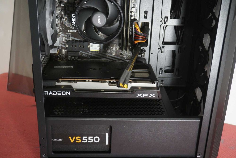Gaming: Ryzen 4500/ 16GB 3200/ 512GB Nvme/ RX 6600/Corsair PSU