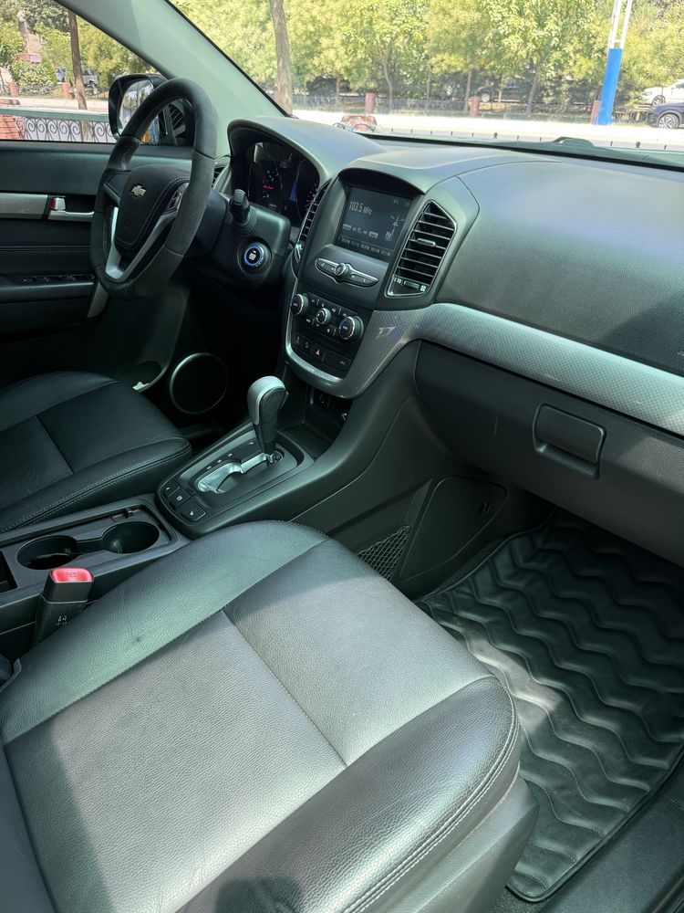 Chevrolet Captiva 4 Qora 2018 Toza