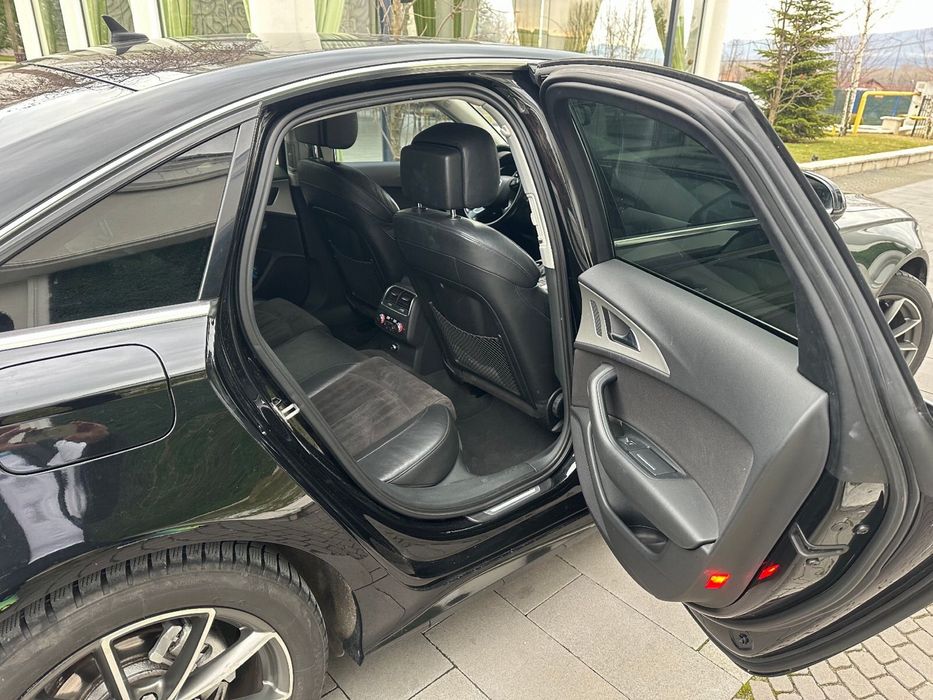 Audi A6 C7 Facelift 2.0TDI 2016.04 Distronic/line assist/apple carplay