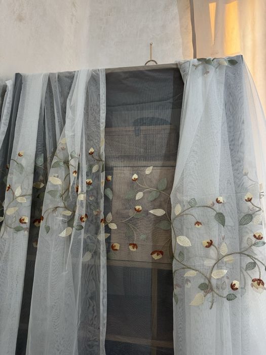 Продается красивый тюль с полотнами