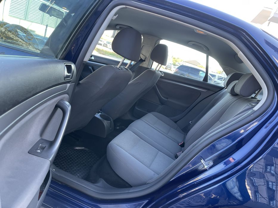 Volkswagen jetta 1.9 diesel An 2009