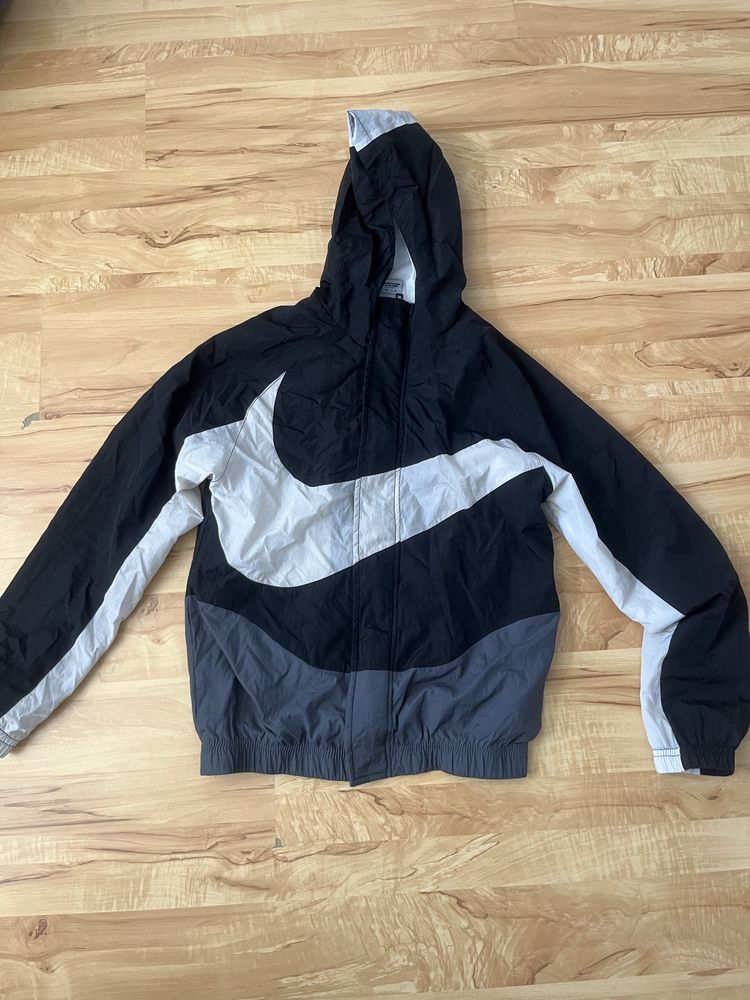 Nike Swoosh Горница