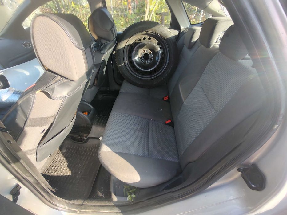 Ford focus 1,6 benzina de vânzare
