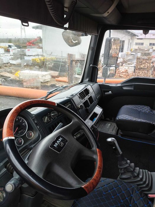 Basculanta 8x4, MAN TGA 35.400