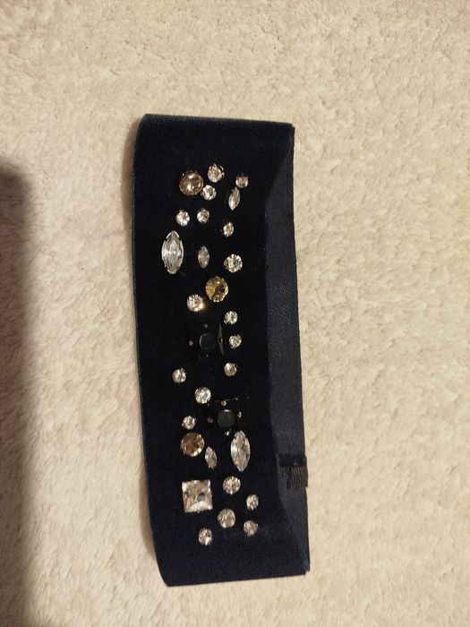 Боти с уникална бродерия от изкуствени камъни