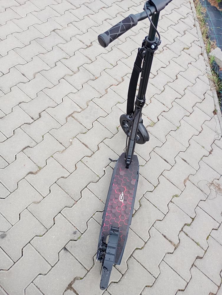 Trotinetă DHS 230 pliabilă,cu frână pe disc