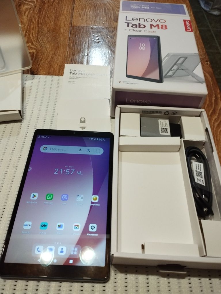 Lenovo Tab 8  LTE  3/32 Gb