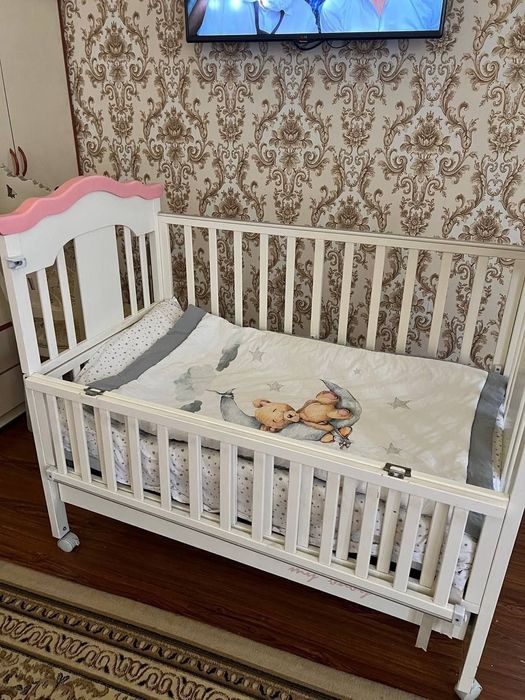 Кровать детский почти новый