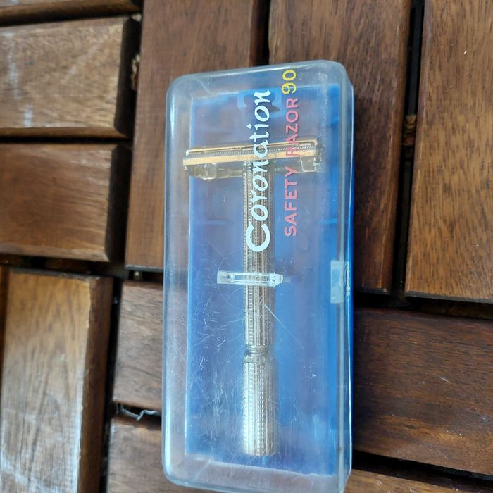 Самобръсначки Gillette и други стари