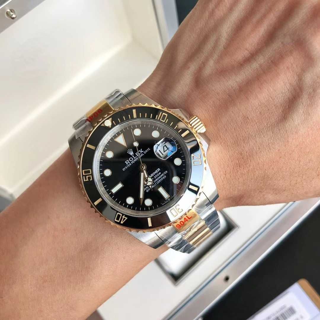 vand rolex submariner orice culoare