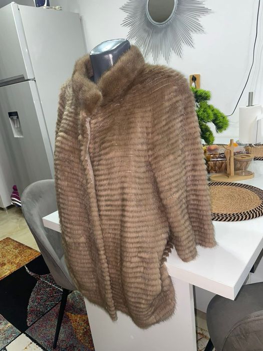 Haina cu doua fete de blana vizon