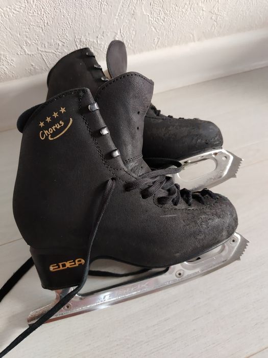 Продам Edea chorus 220